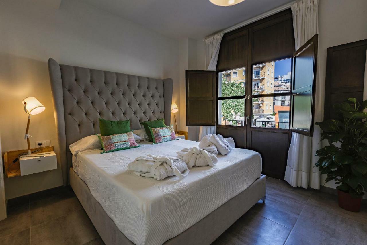 Apartamentos El Marques Málaga Exterior foto